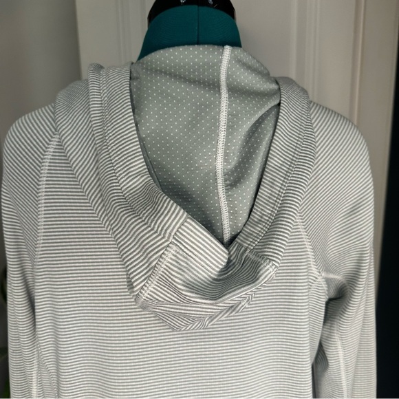 Athleta Pullover Women's Small Gray White Striped Hoodie Long Sleeve - Picture 7 of 12